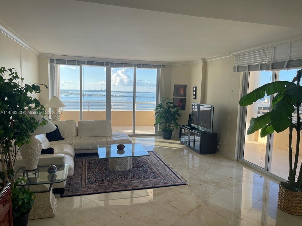 808 Brickell Key Dr # 2408