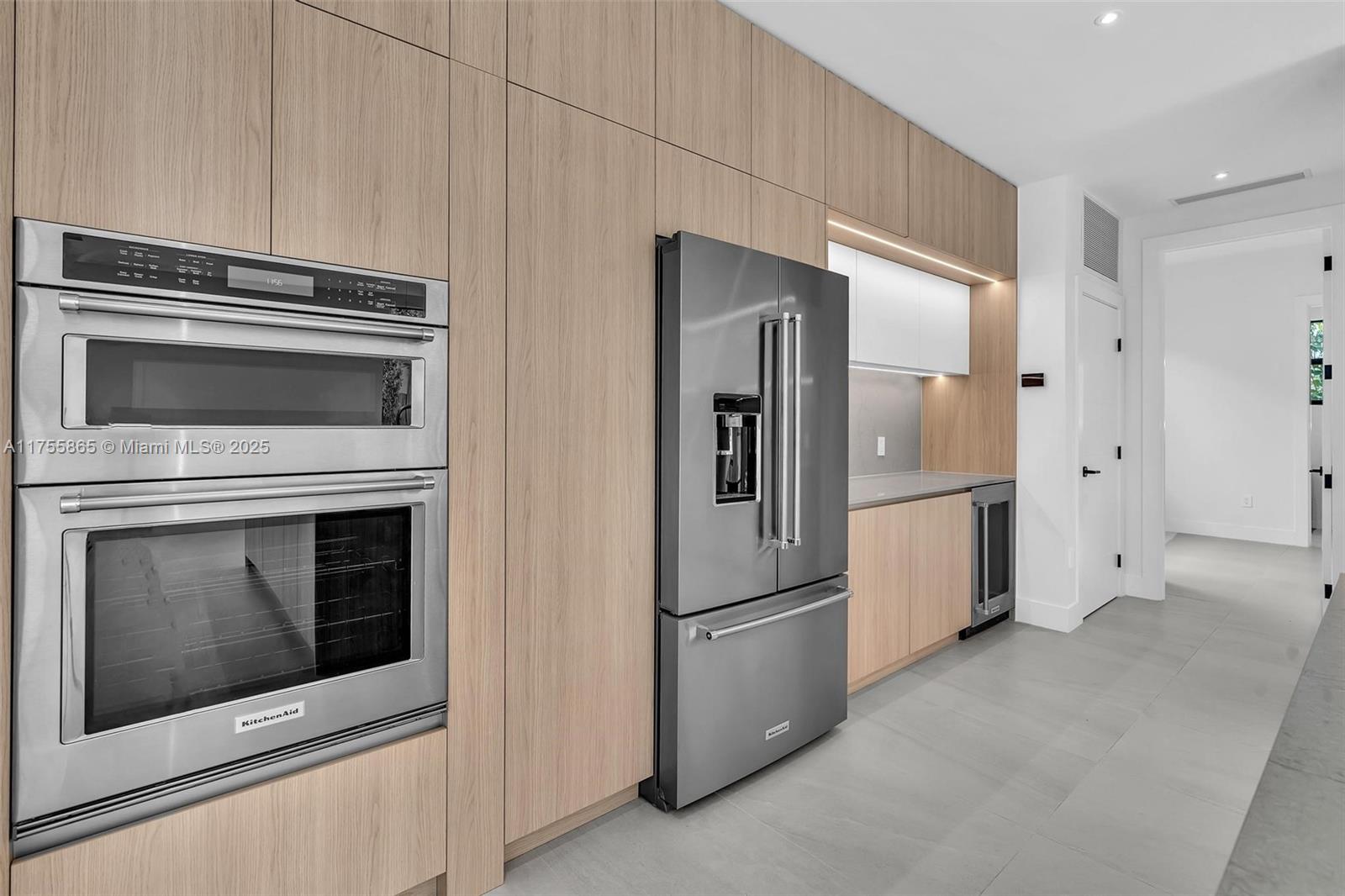 2772 SW 32 Ct
