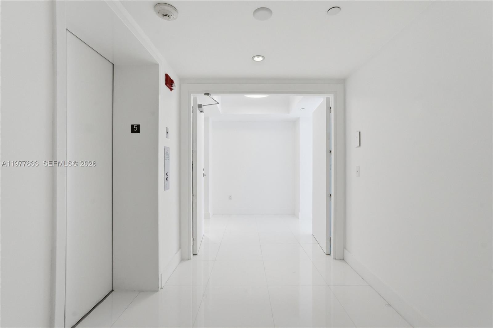 2627 S Bayshore Dr # 501