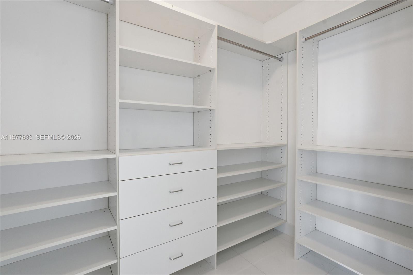 2627 S Bayshore Dr # 501