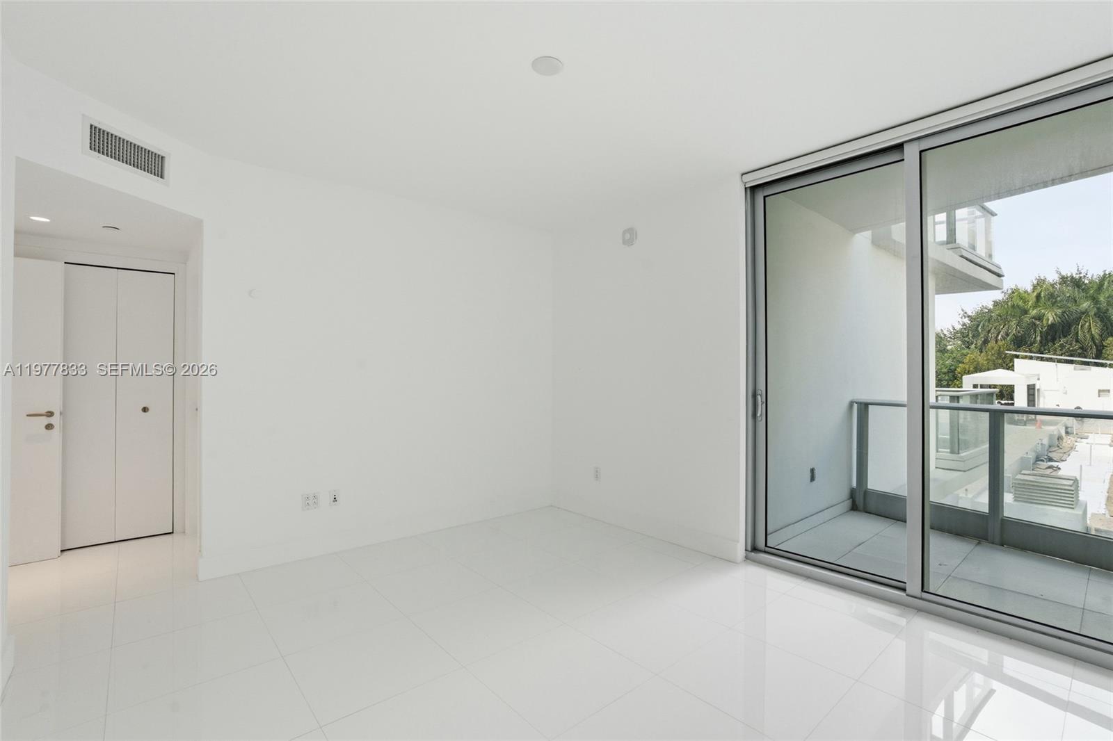 2627 S Bayshore Dr # 501