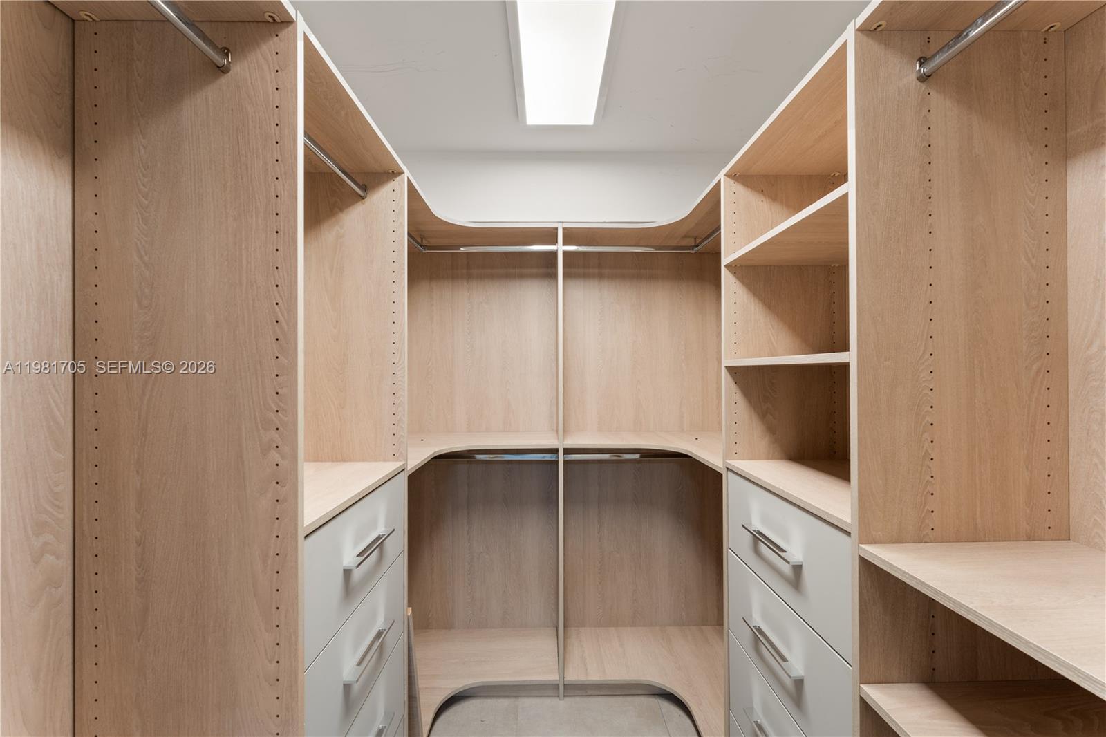 55 Ocean Lane Dr # 1031