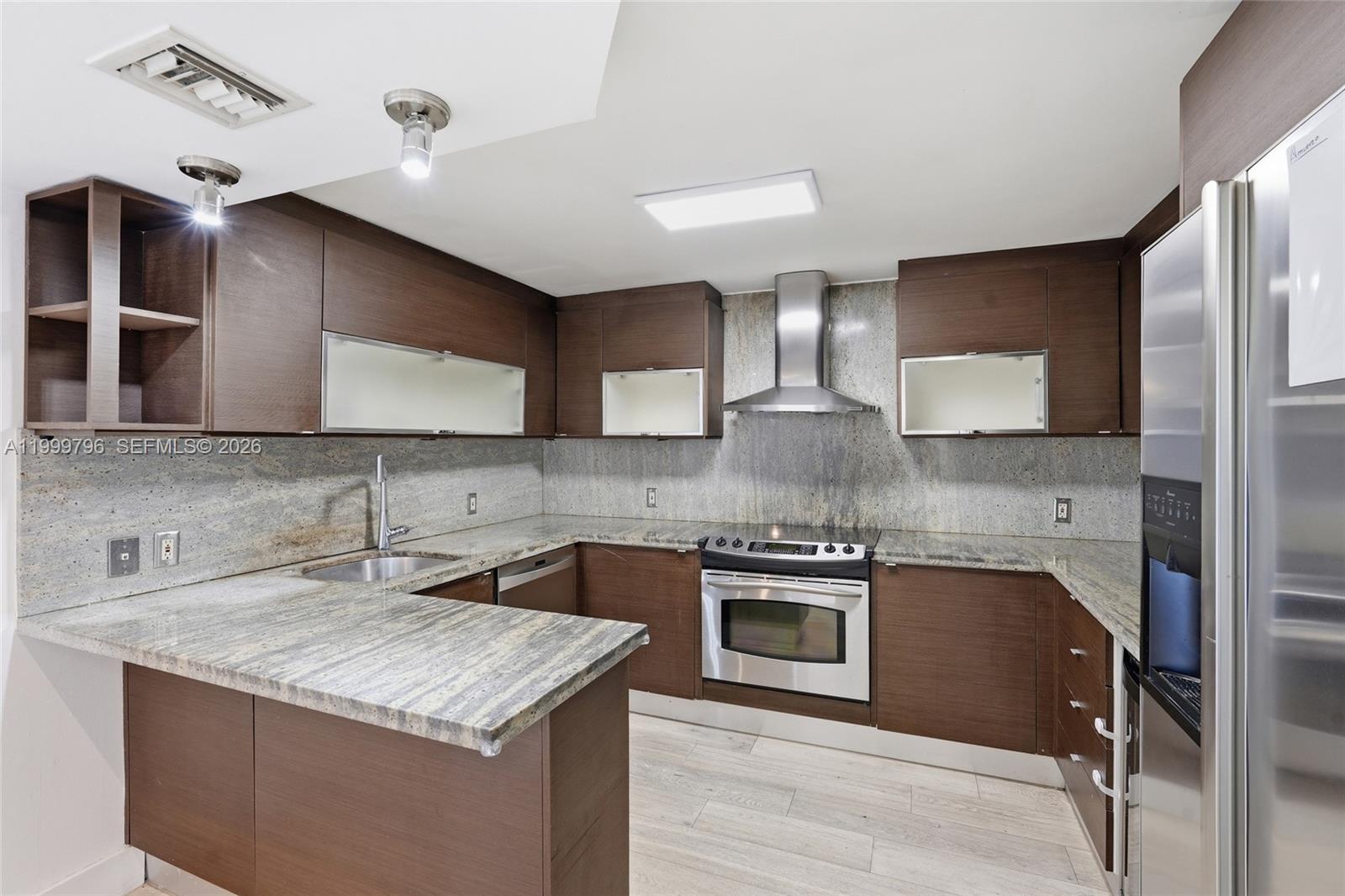 1627 Brickell Ave # 603