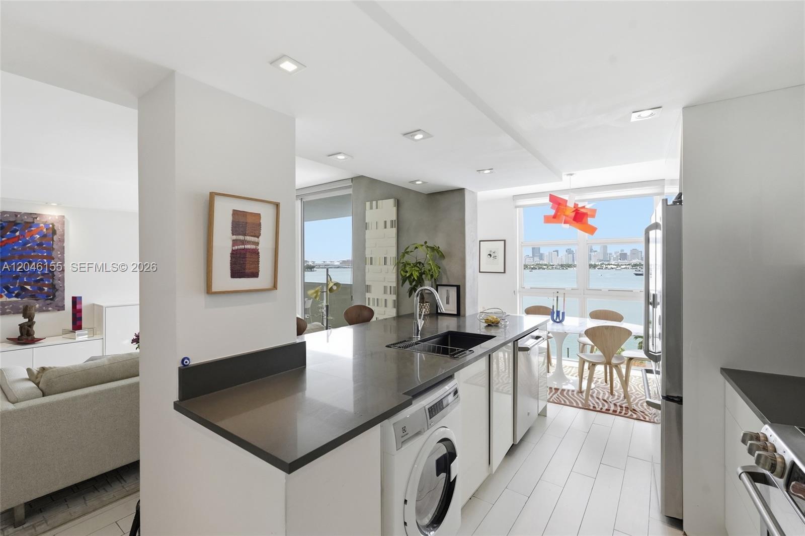 9 Island Ave # 705