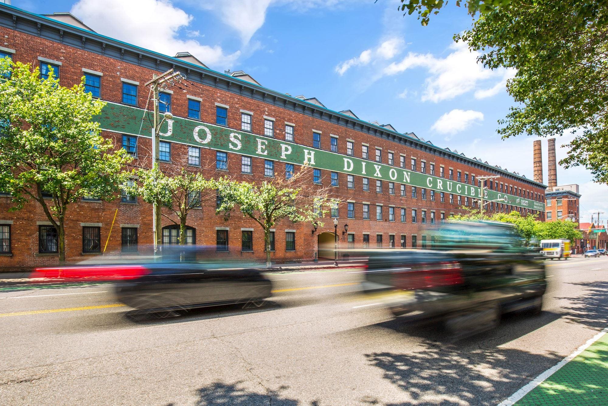 341 MONMOUTH ST Unit: 401D