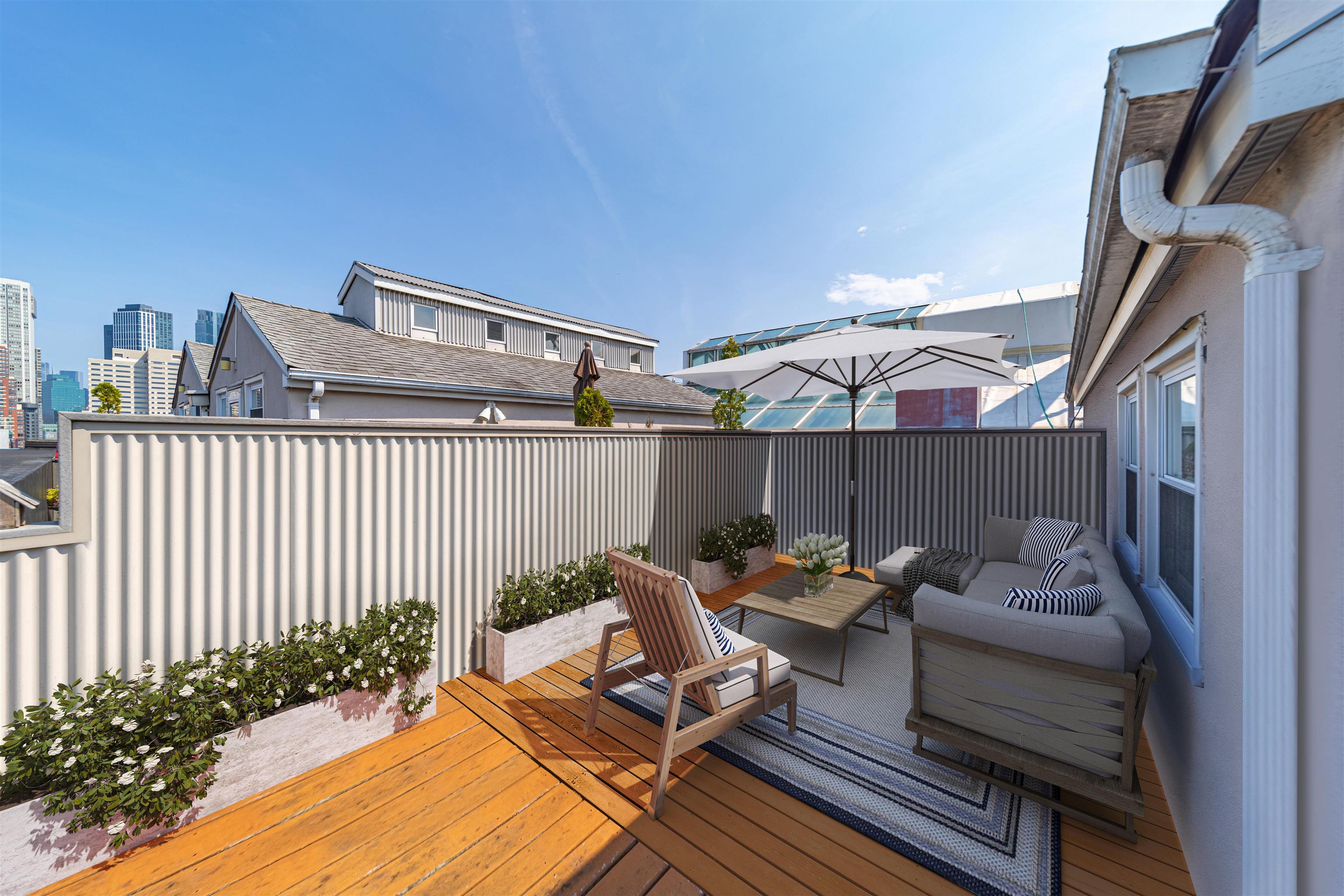 357 VARICK ST Unit: 523B