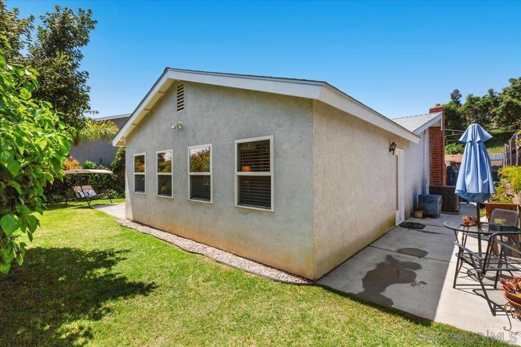 6245 S Lake Ct.