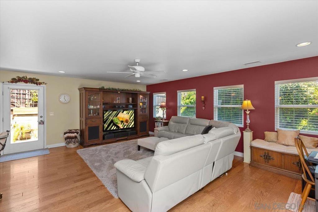 6245 S Lake Ct.