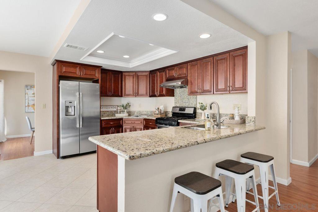 8813 Greenberg Ln