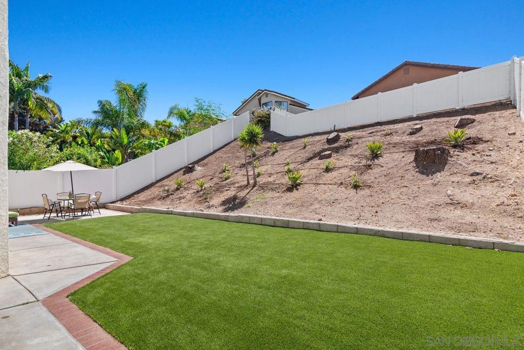 8813 Greenberg Ln