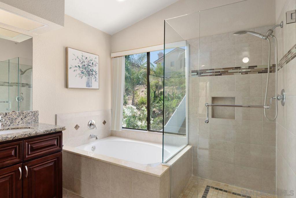 8813 Greenberg Ln