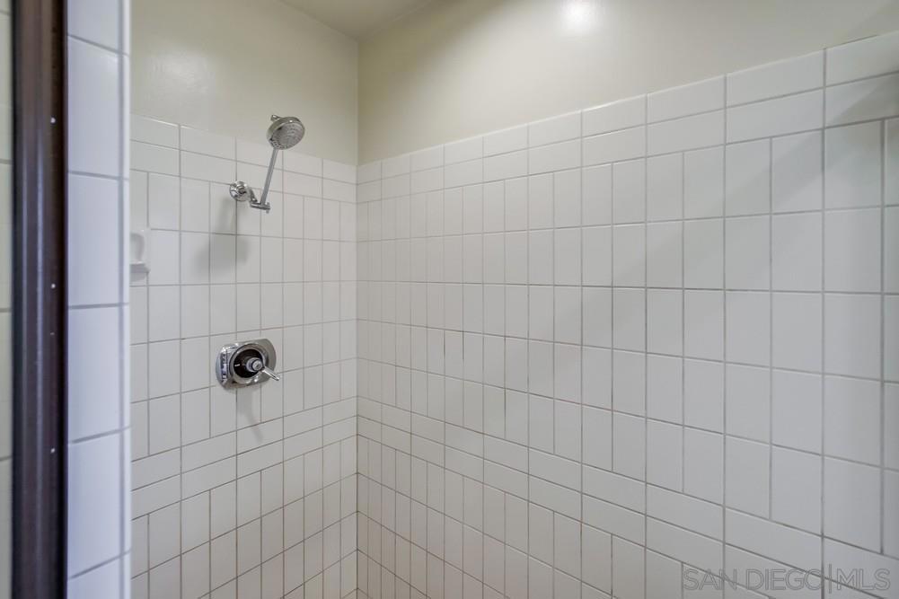 6387 Cardeno Dr