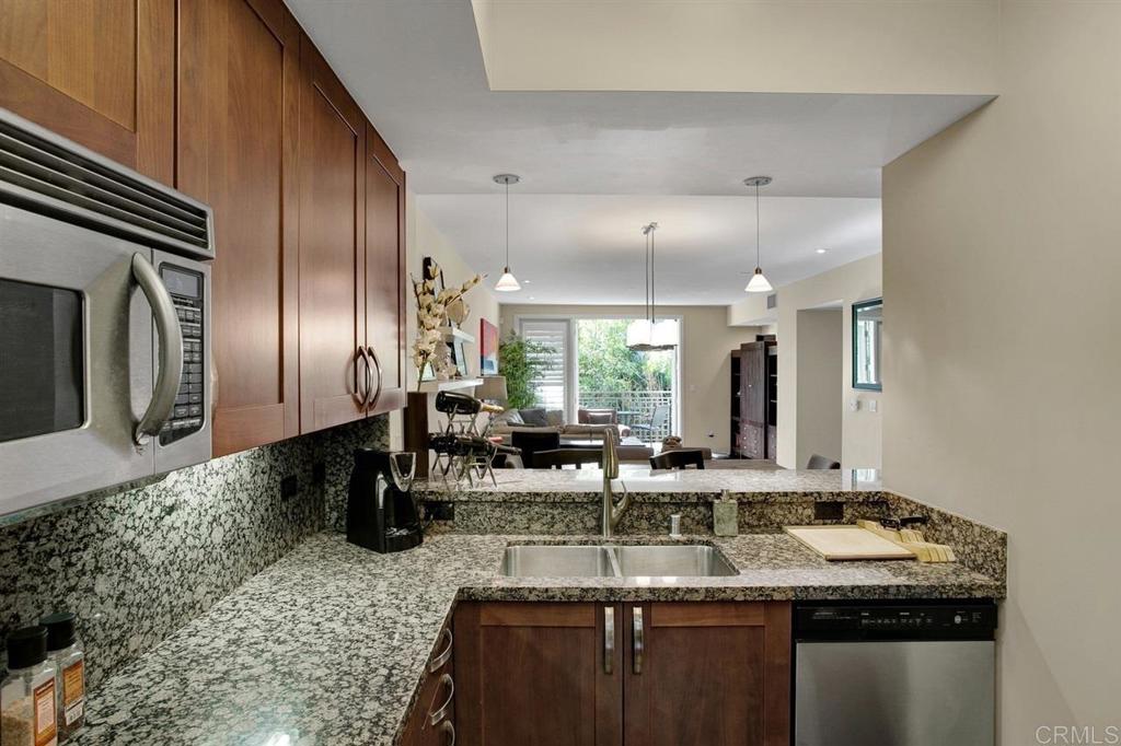 5410 La Jolla Blvd. A208