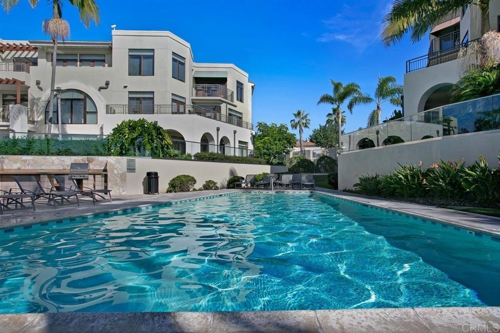5410 La Jolla Blvd. A208