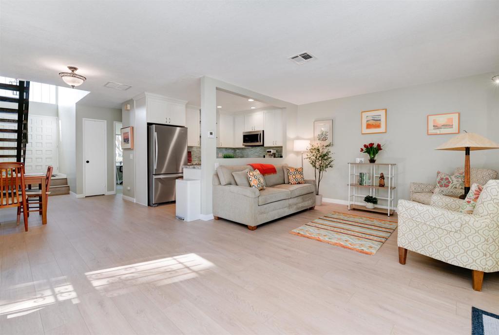 3021 Loma Riviera Drive