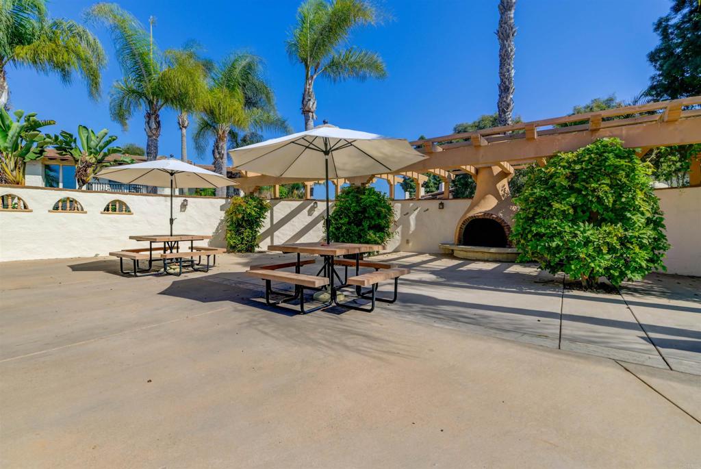 3021 Loma Riviera Drive