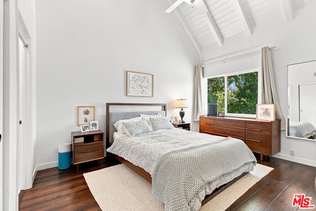 2520 Arizona Ave Unit: 8
