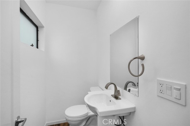 4136 Normal AVE Unit: 1/4