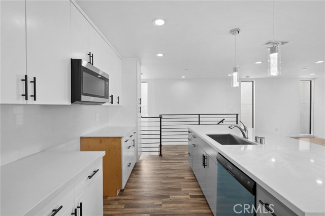 4136 Normal AVE Unit: 1/4