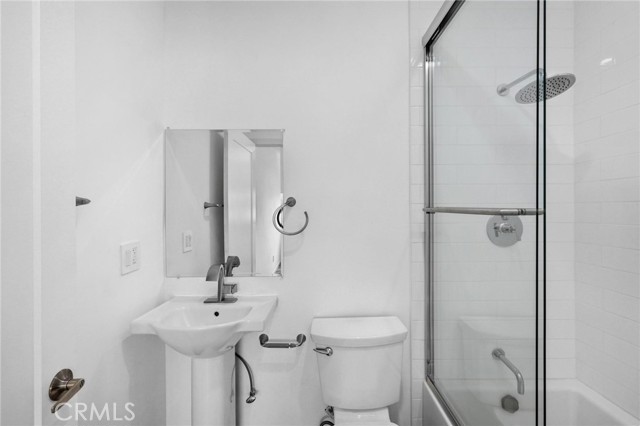 4136 Normal AVE Unit: 1/4