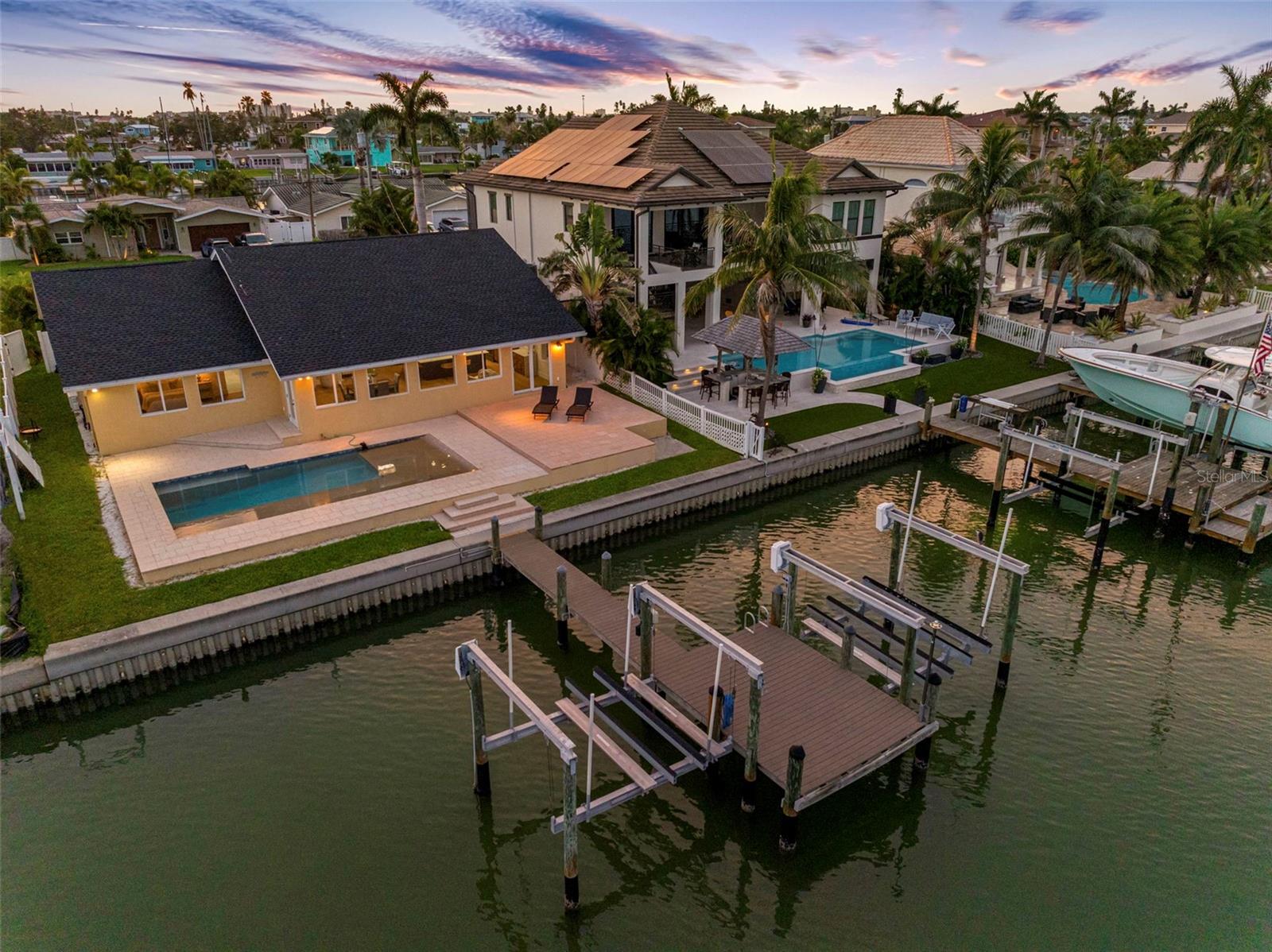 517 JOHNS PASS AVE