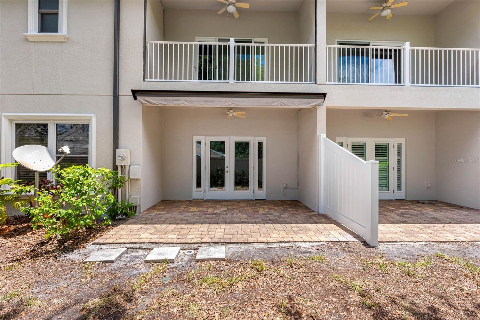 763 DATE PALM LN