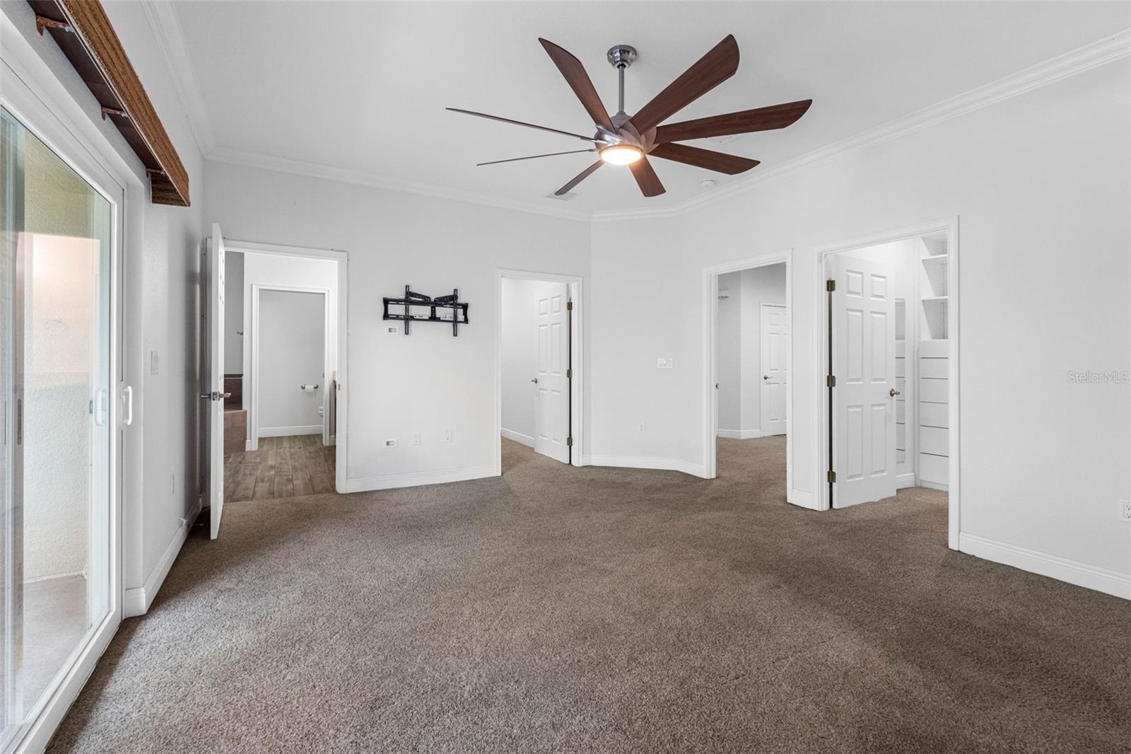 763 DATE PALM LN
