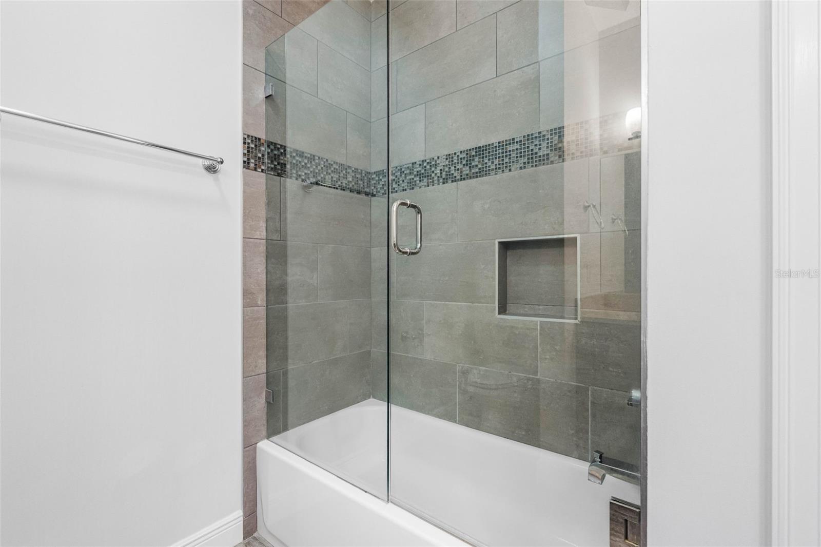 763 DATE PALM LN