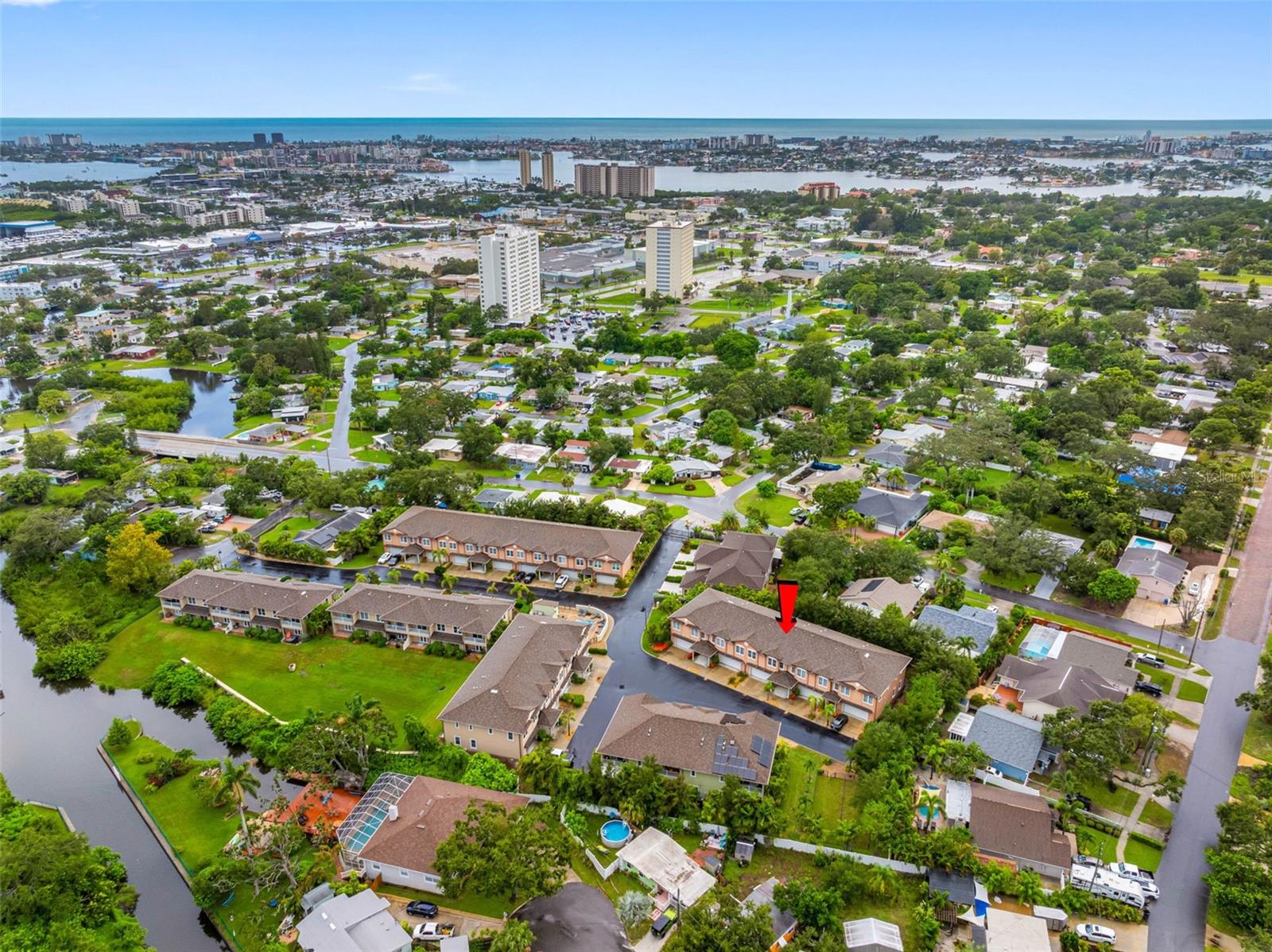 763 DATE PALM LN