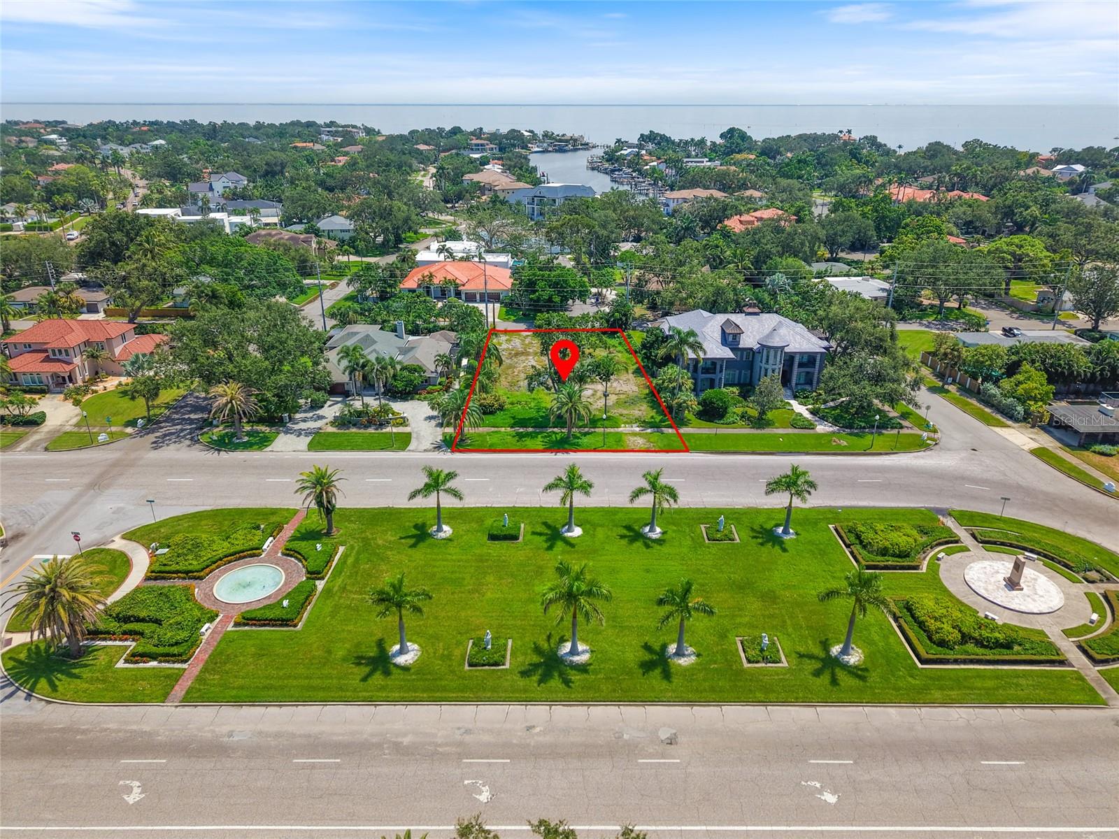 409 SNELL ISLE BLVD NE