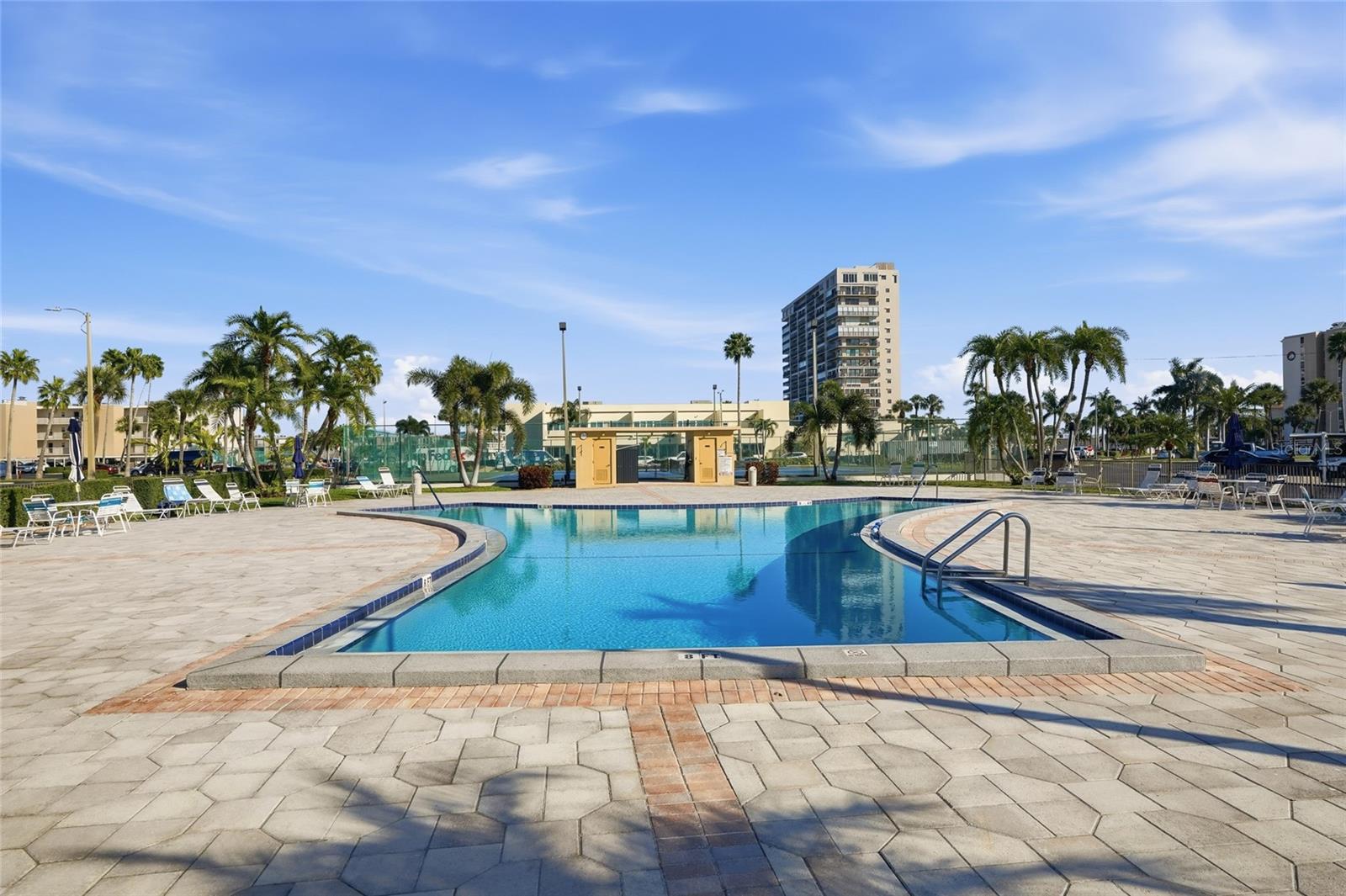 7420 BAY ISLAND DR S #175