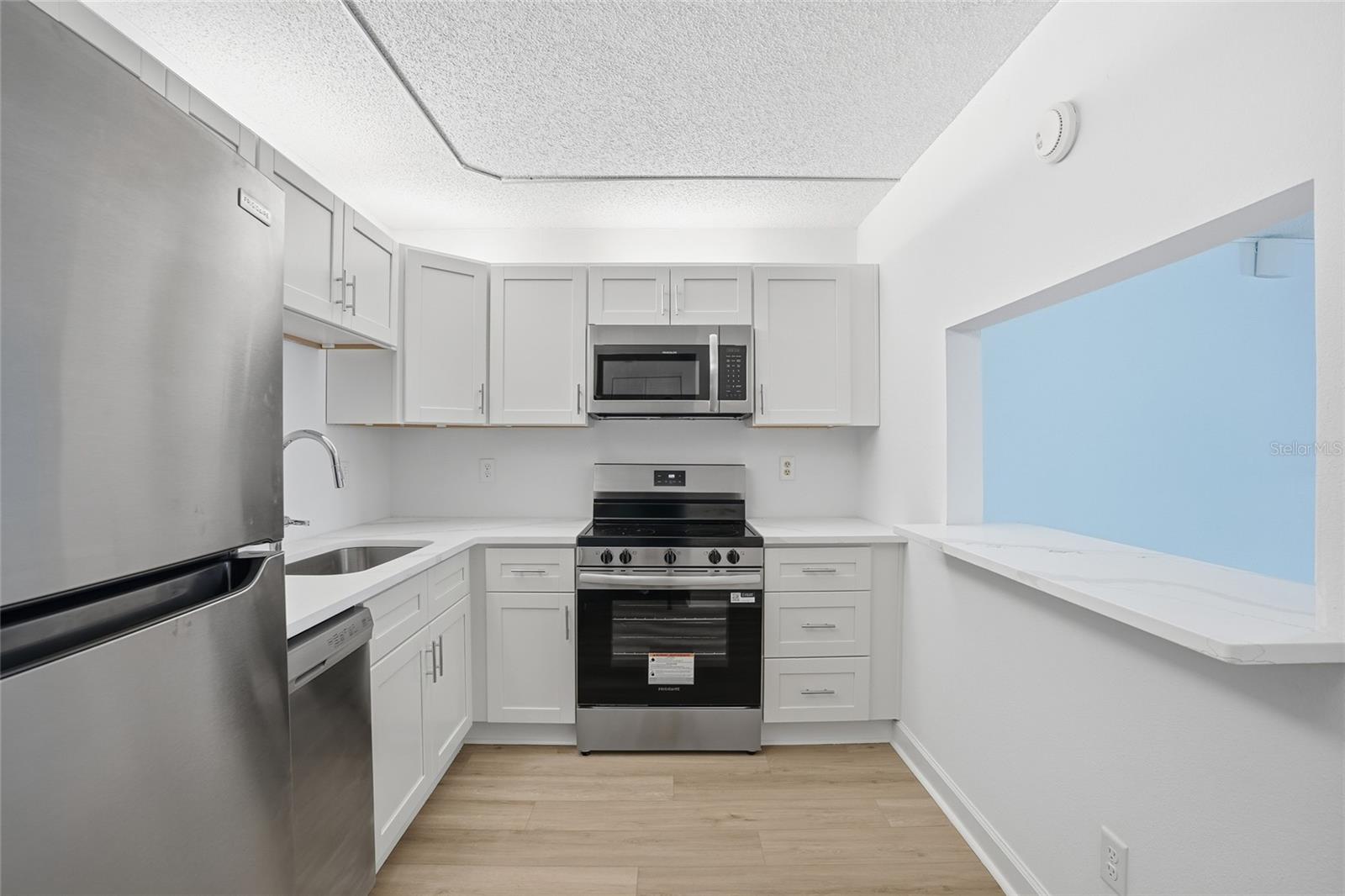 7420 BAY ISLAND DR S #175