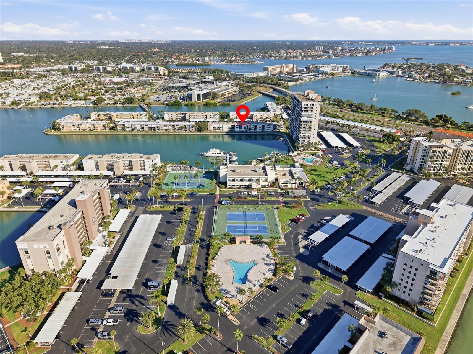 7420 BAY ISLAND DR S #175