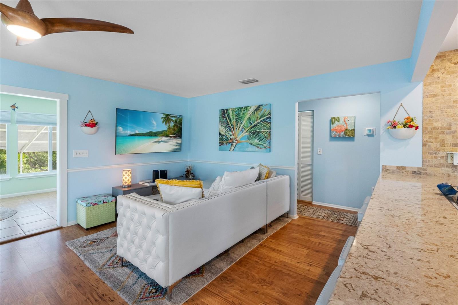 417 POINSETTIA RD