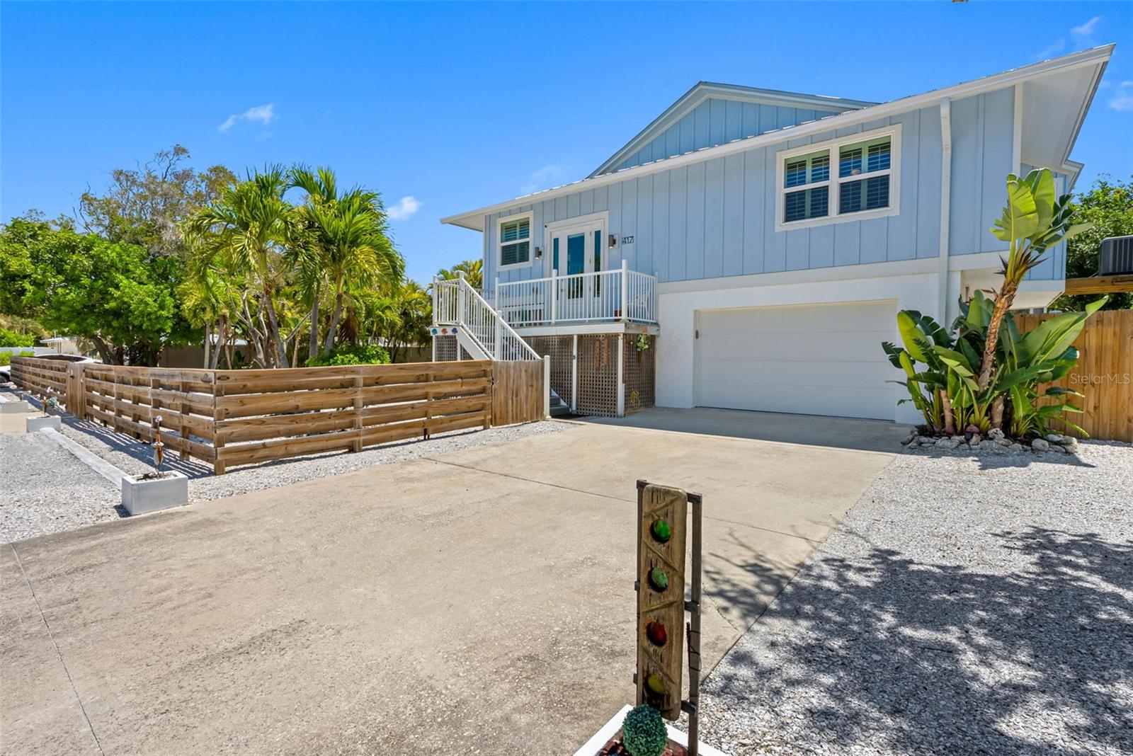417 POINSETTIA RD