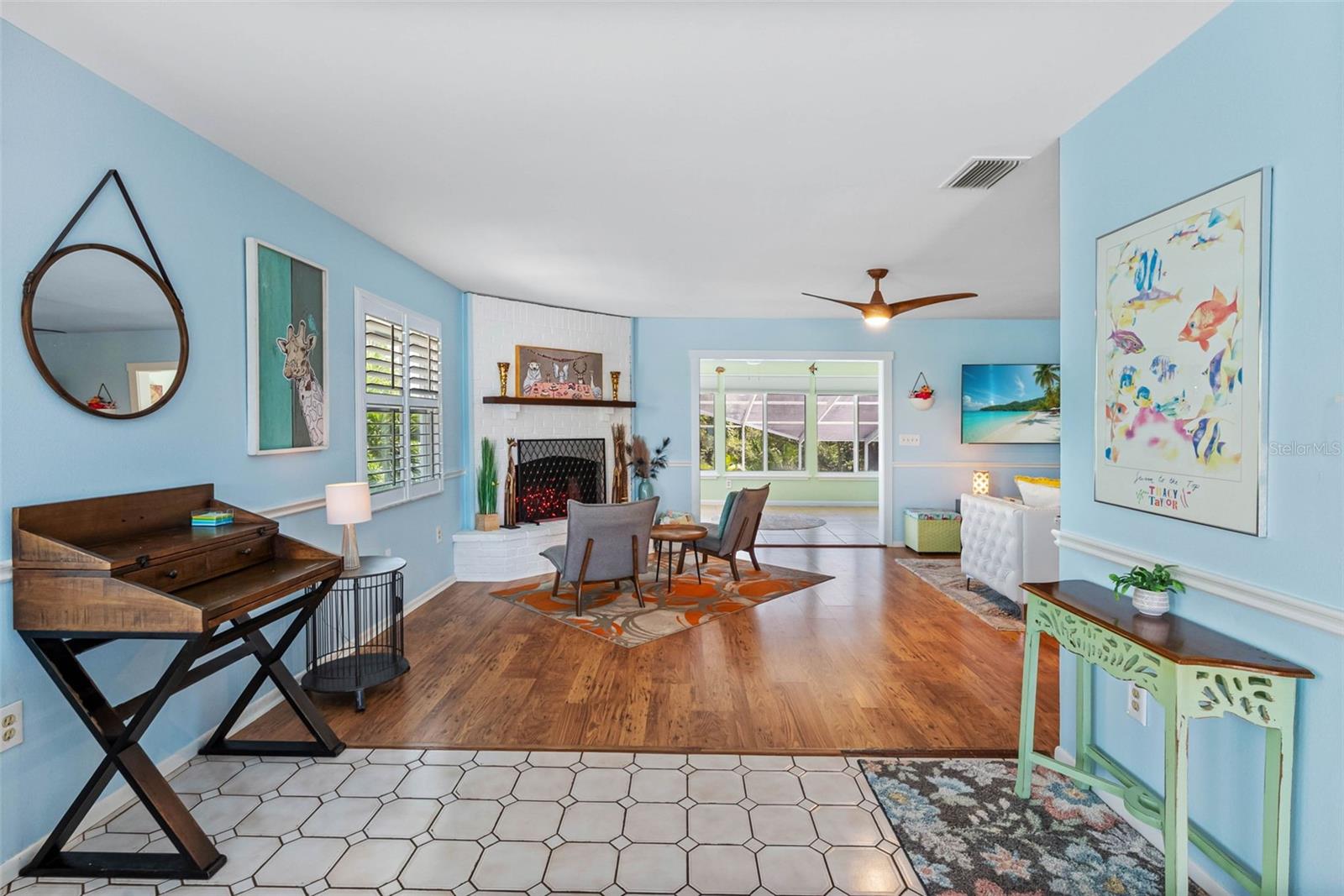 417 POINSETTIA RD