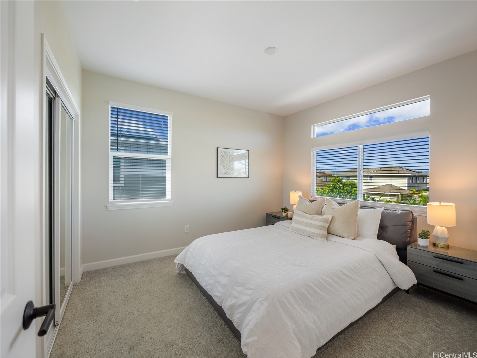 91-5408 Parkway 37