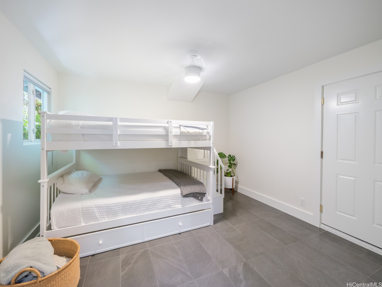 567 Kawailoa Road D
