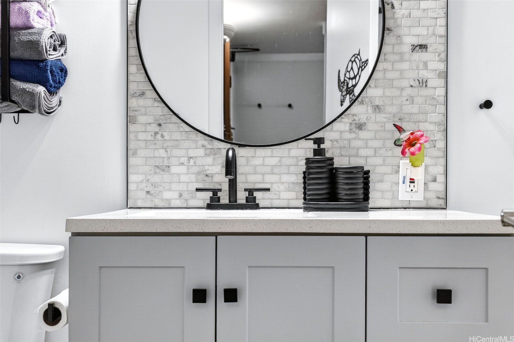 68-055 Akule Street 212