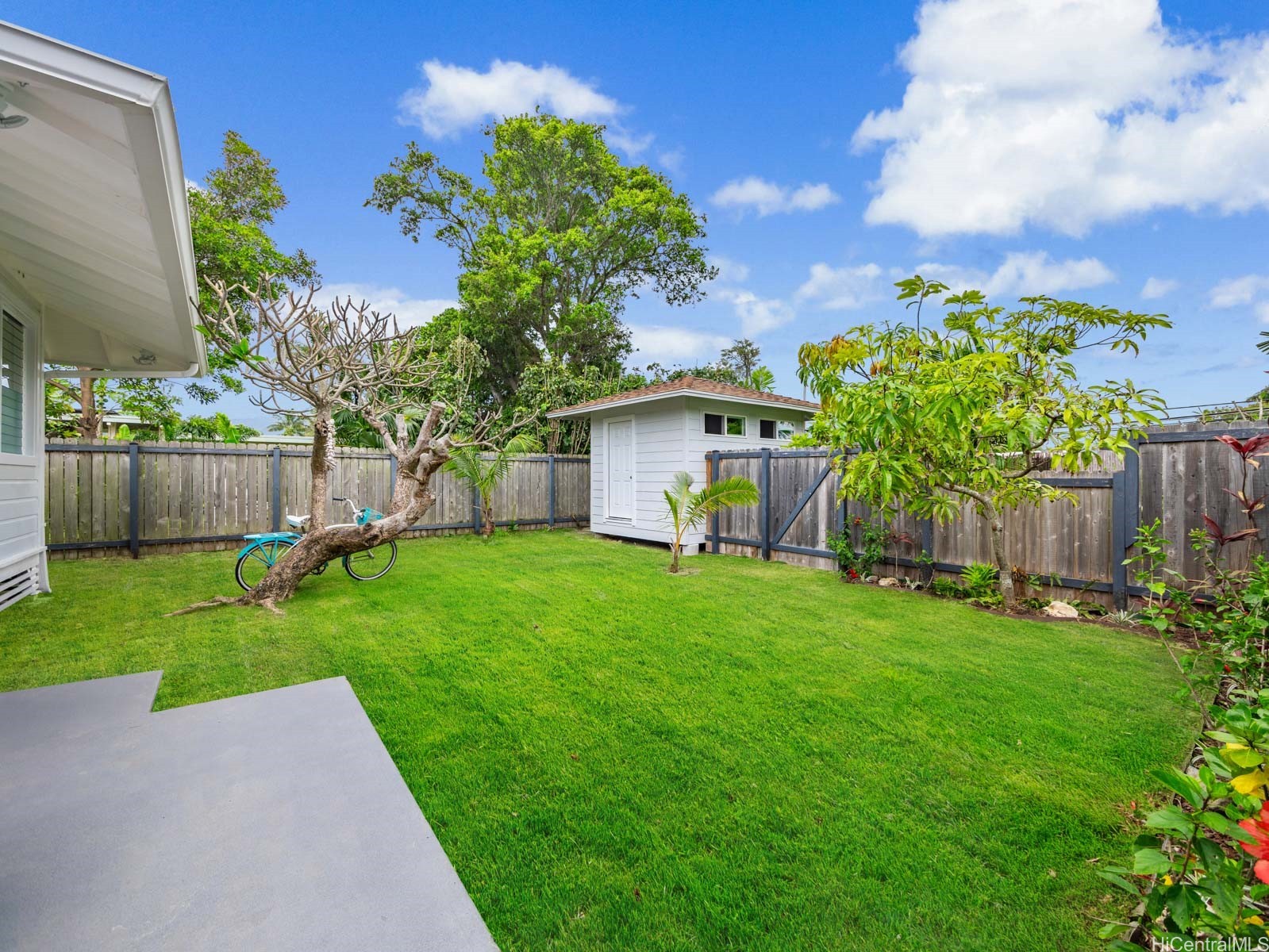 244 Awakea Road