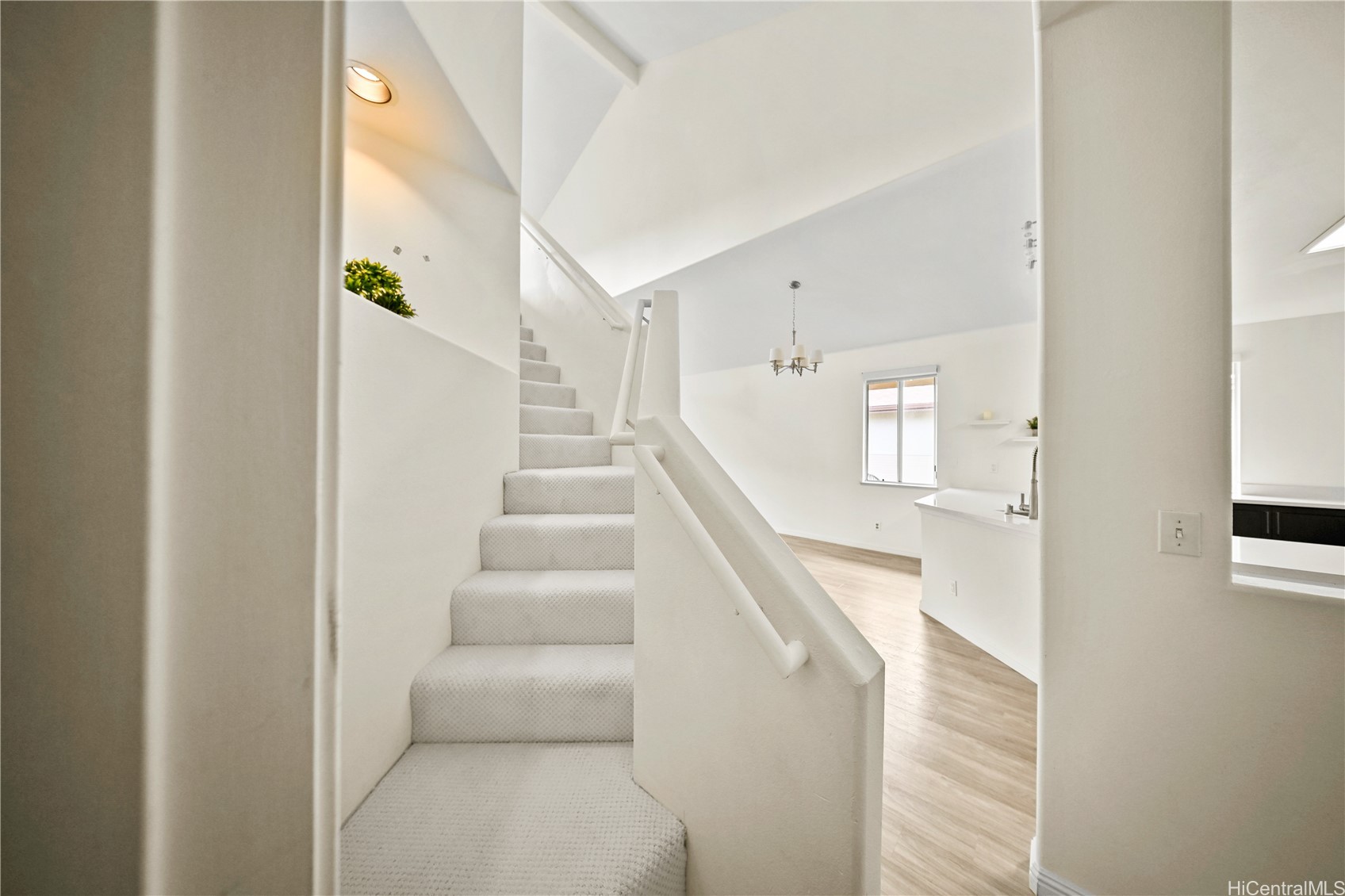 95-930 Wikao Street B304