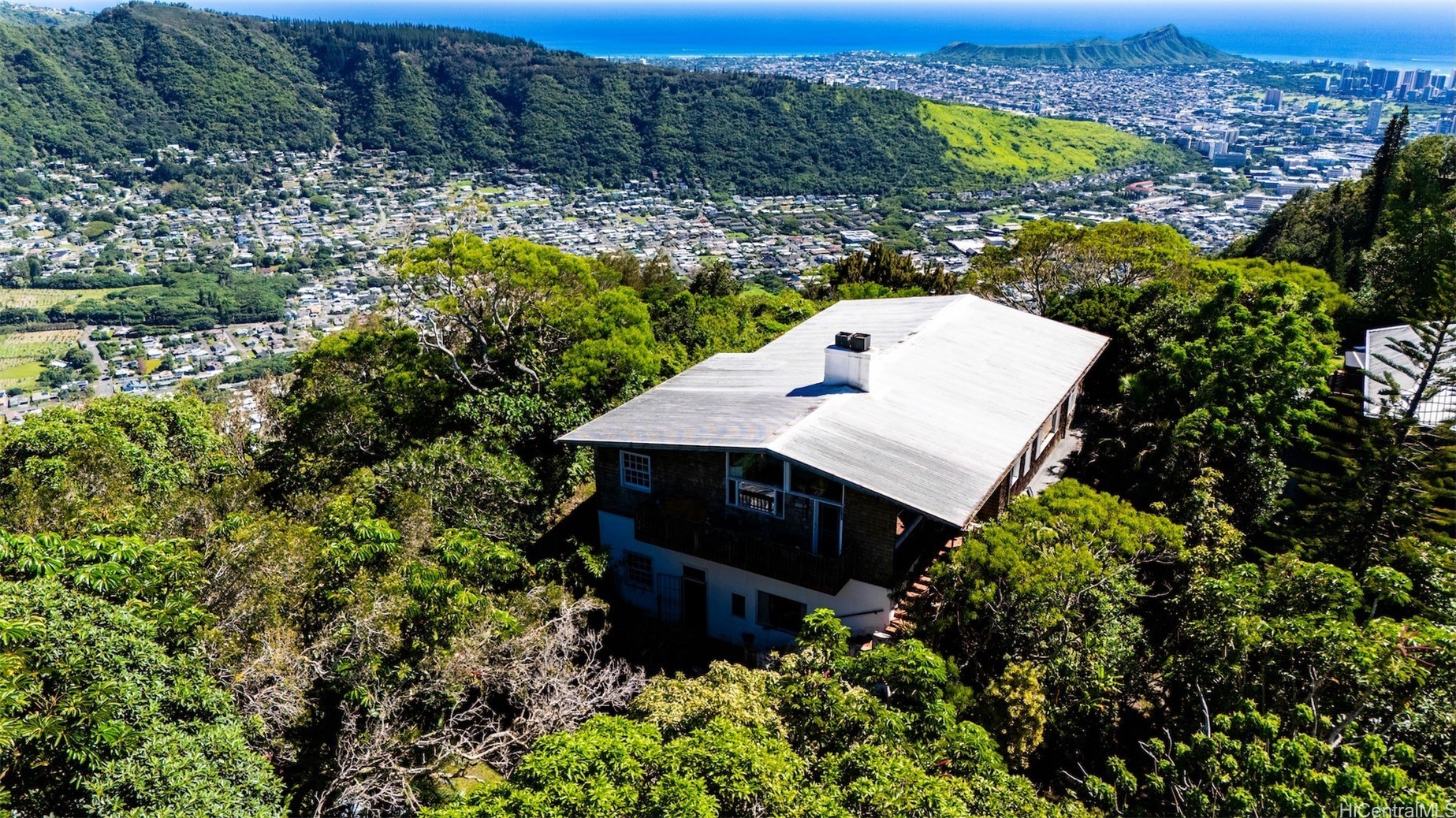3955 Round Top Drive