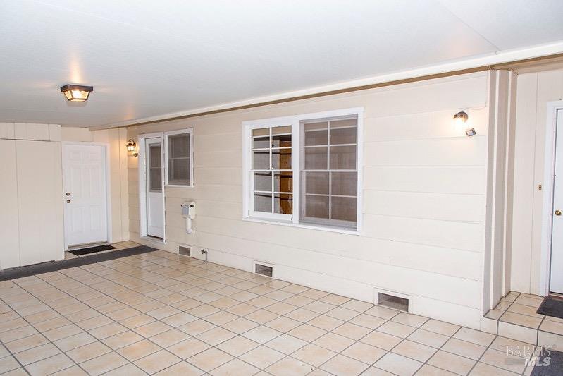 495 White Cottage Rd S