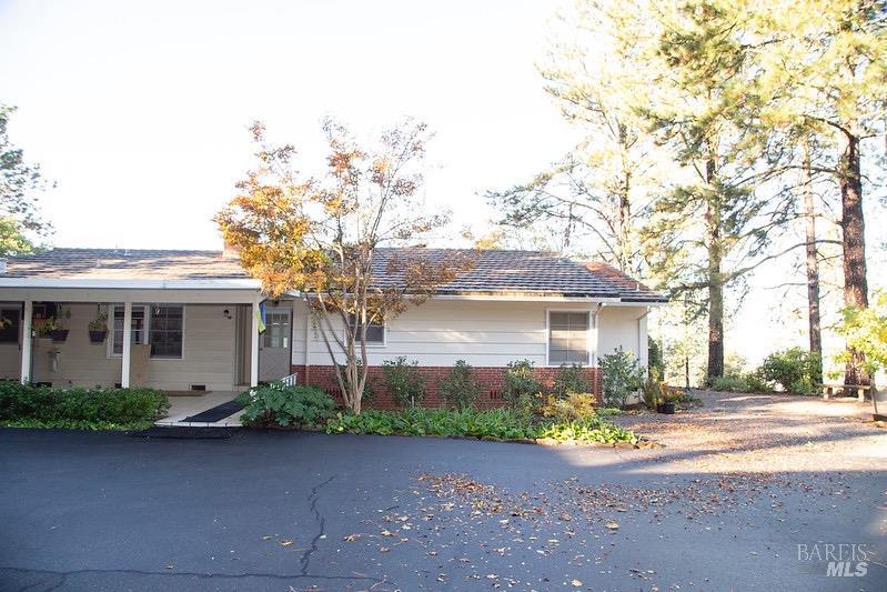 495 White Cottage Rd S