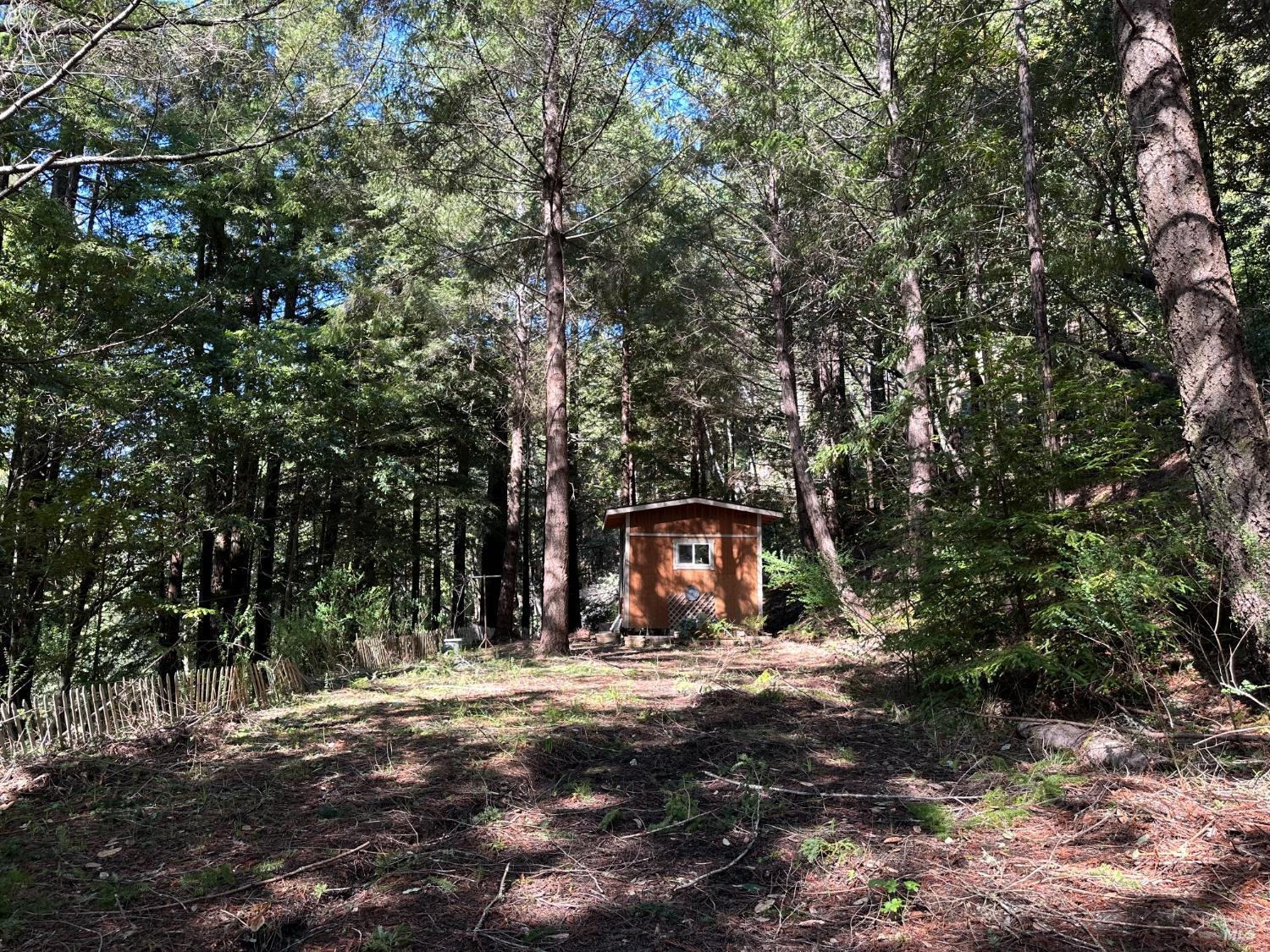 3 Sequoia Ridge Rd
