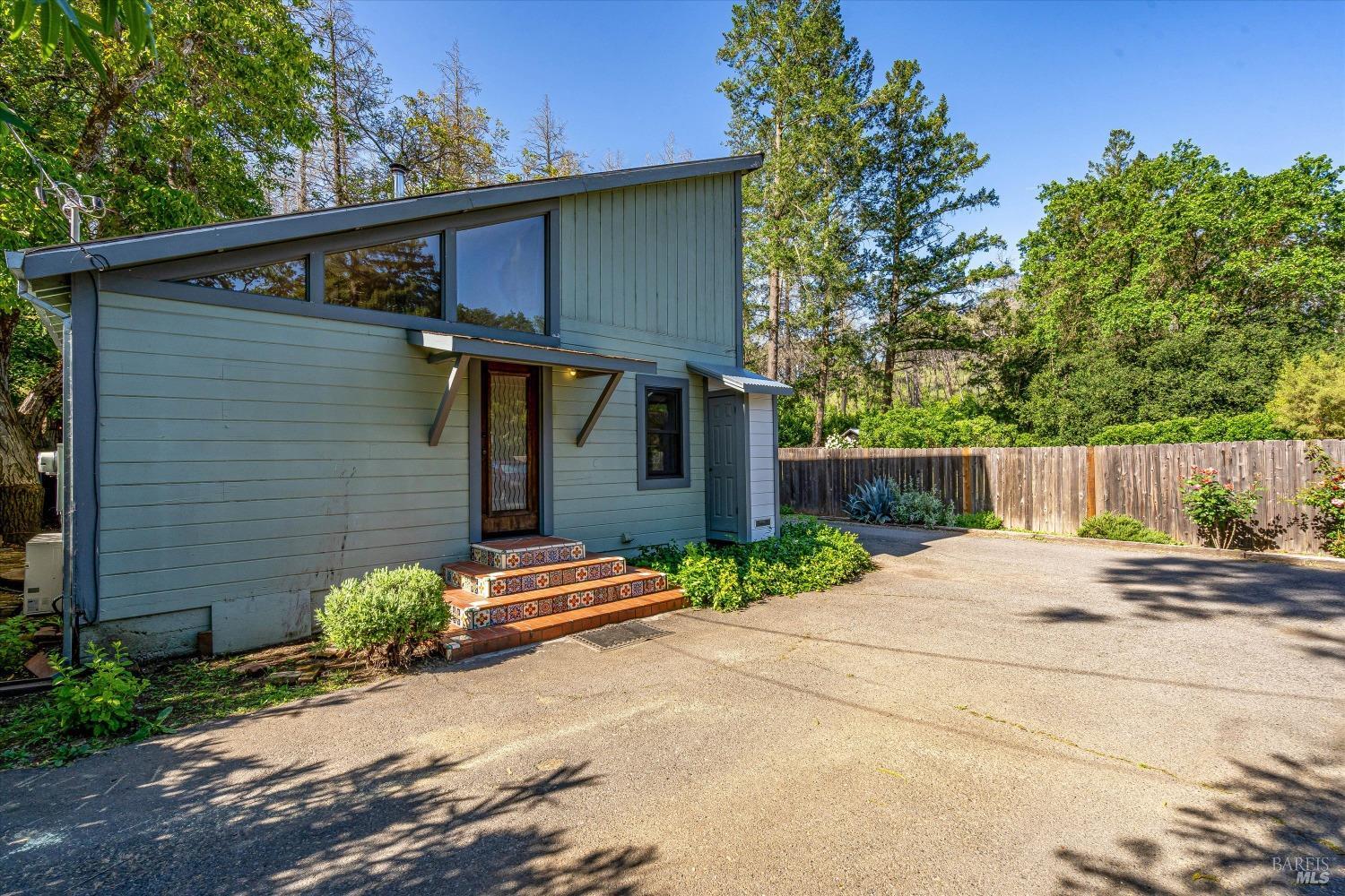 426 Glass Mountain Rd