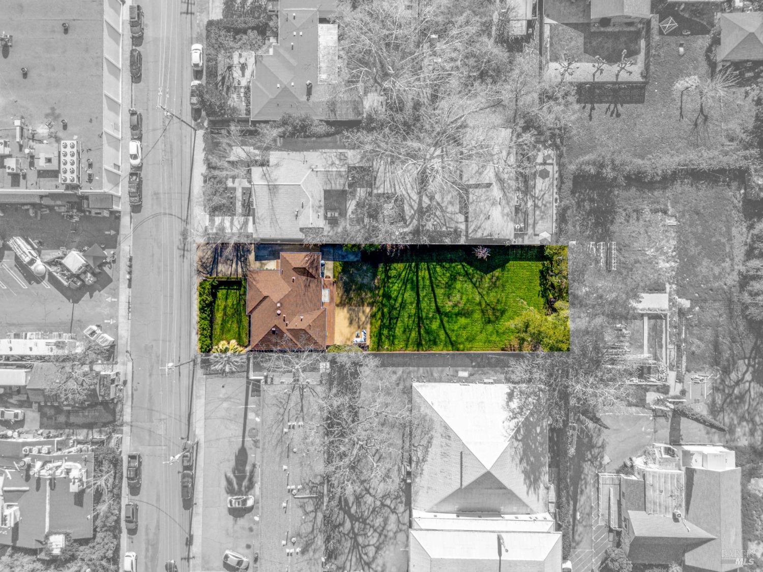 1133 Oak Ave
