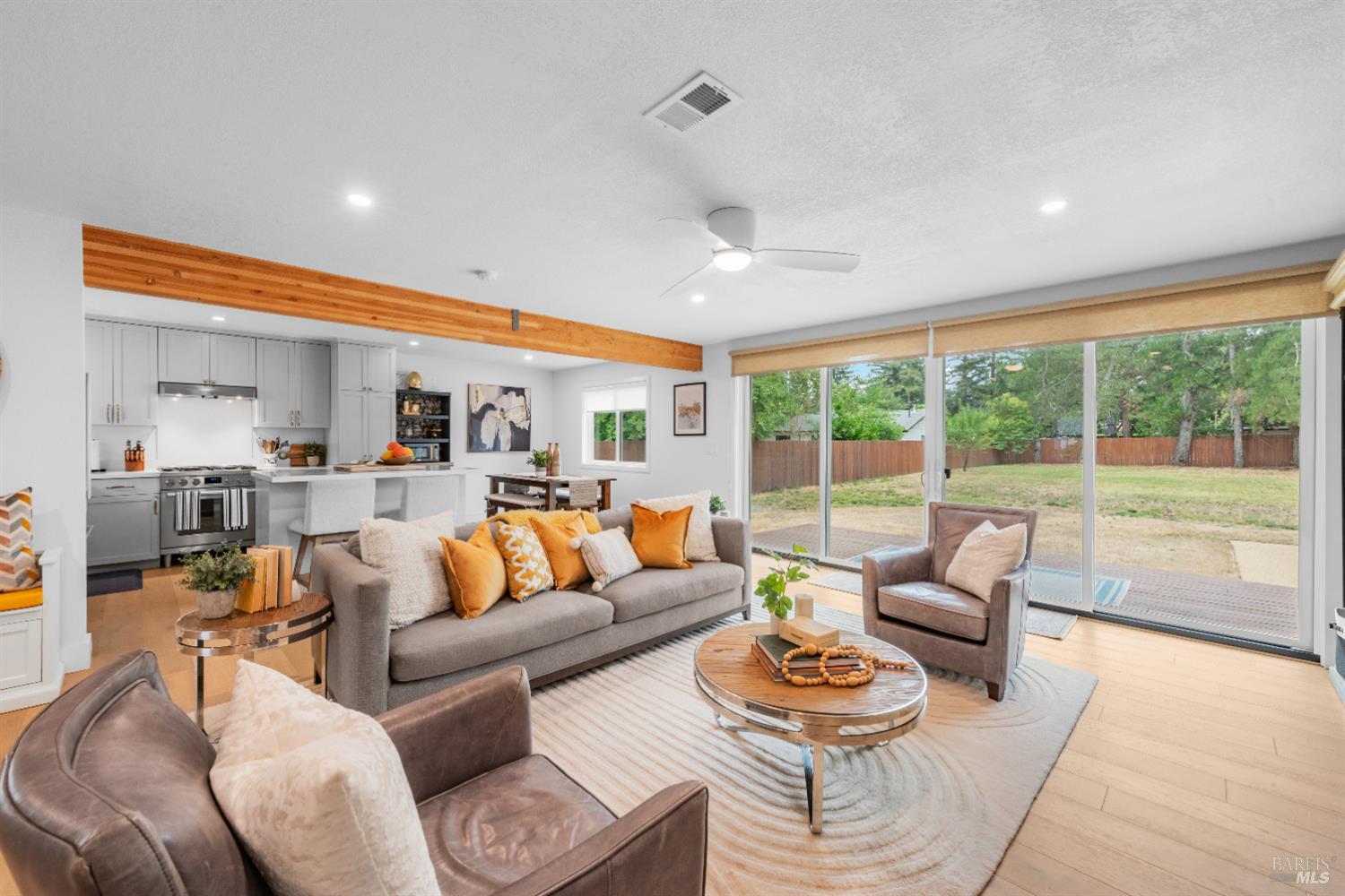 1133 Oak Ave