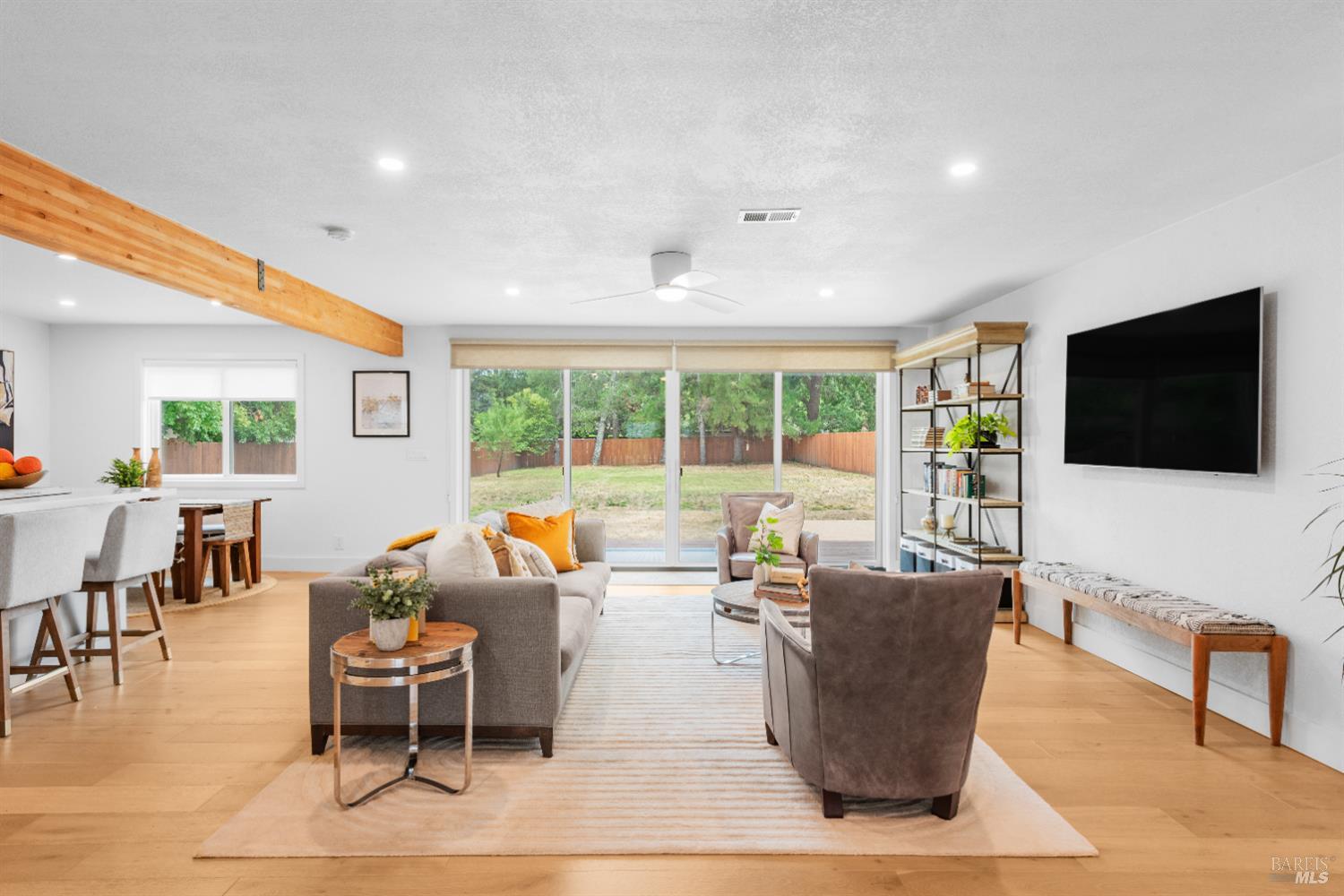 1133 Oak Ave