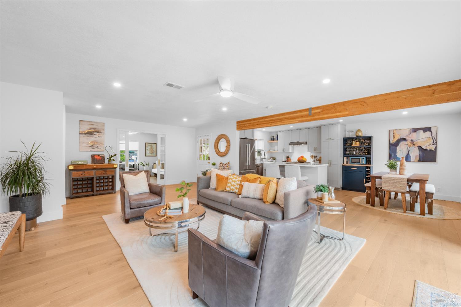 1133 Oak Ave